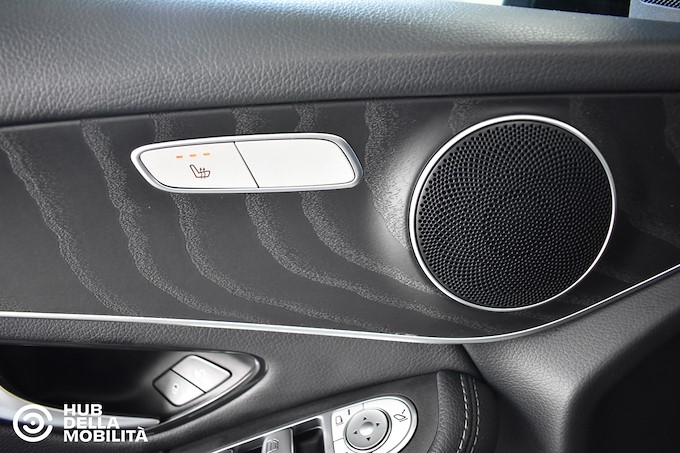 MERCEDES-BENZ GLC 220 d 4Matic Premium Night Edition